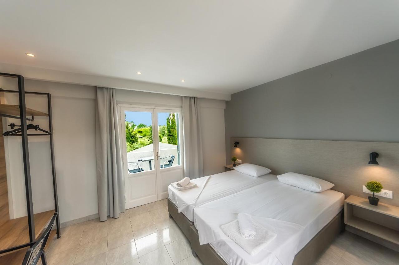 קאבוס Nikos Villas מראה חיצוני תמונה