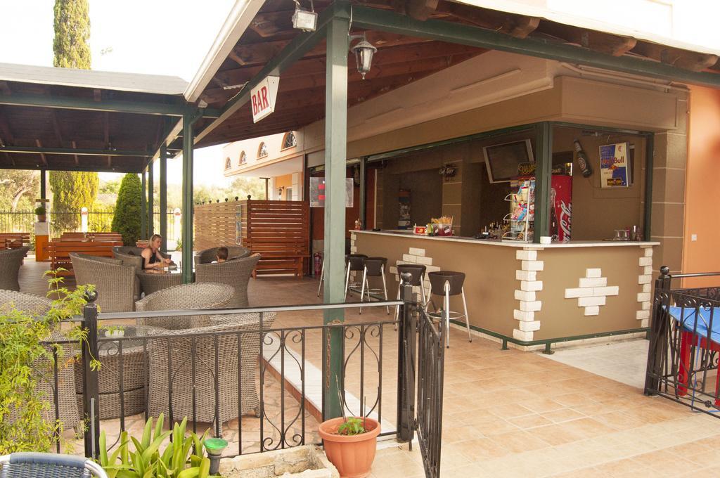 קאבוס Nikos Villas מראה חיצוני תמונה